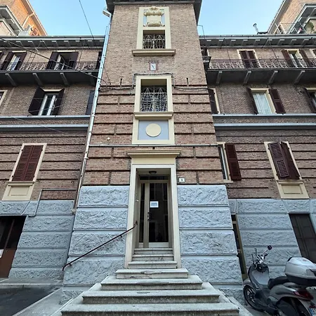 公寓 Rimile Maison - Piazza Cavour 安科纳